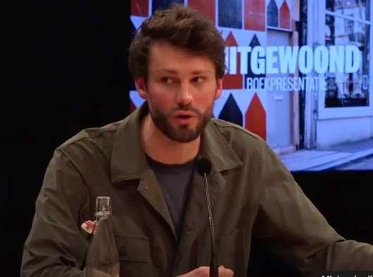 Aanpak wooncrisis met hulp van het boek uitgewoond van cody hochstenbach